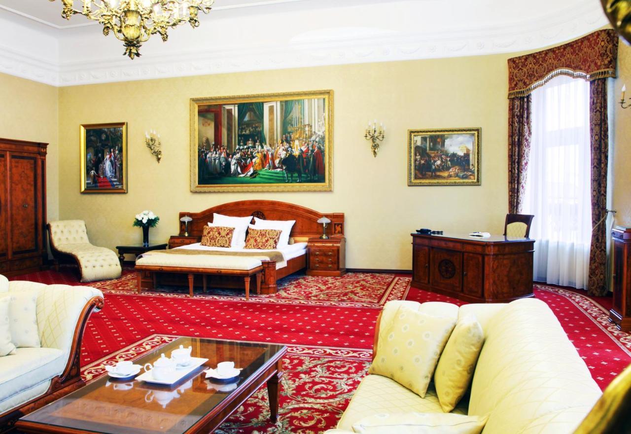 Palac Zelechow Spa & Wellness Extérieur photo