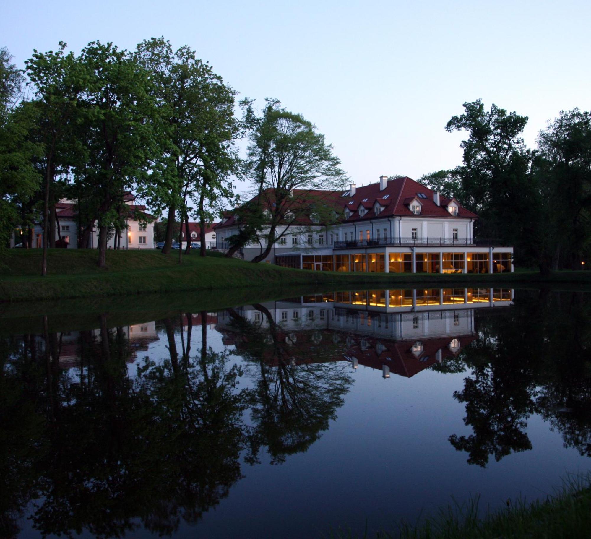 Palac Zelechow Spa & Wellness Extérieur photo
