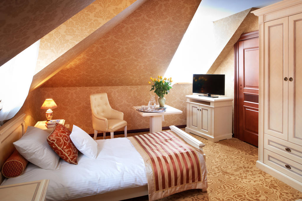 Palac Zelechow Spa & Wellness Extérieur photo
